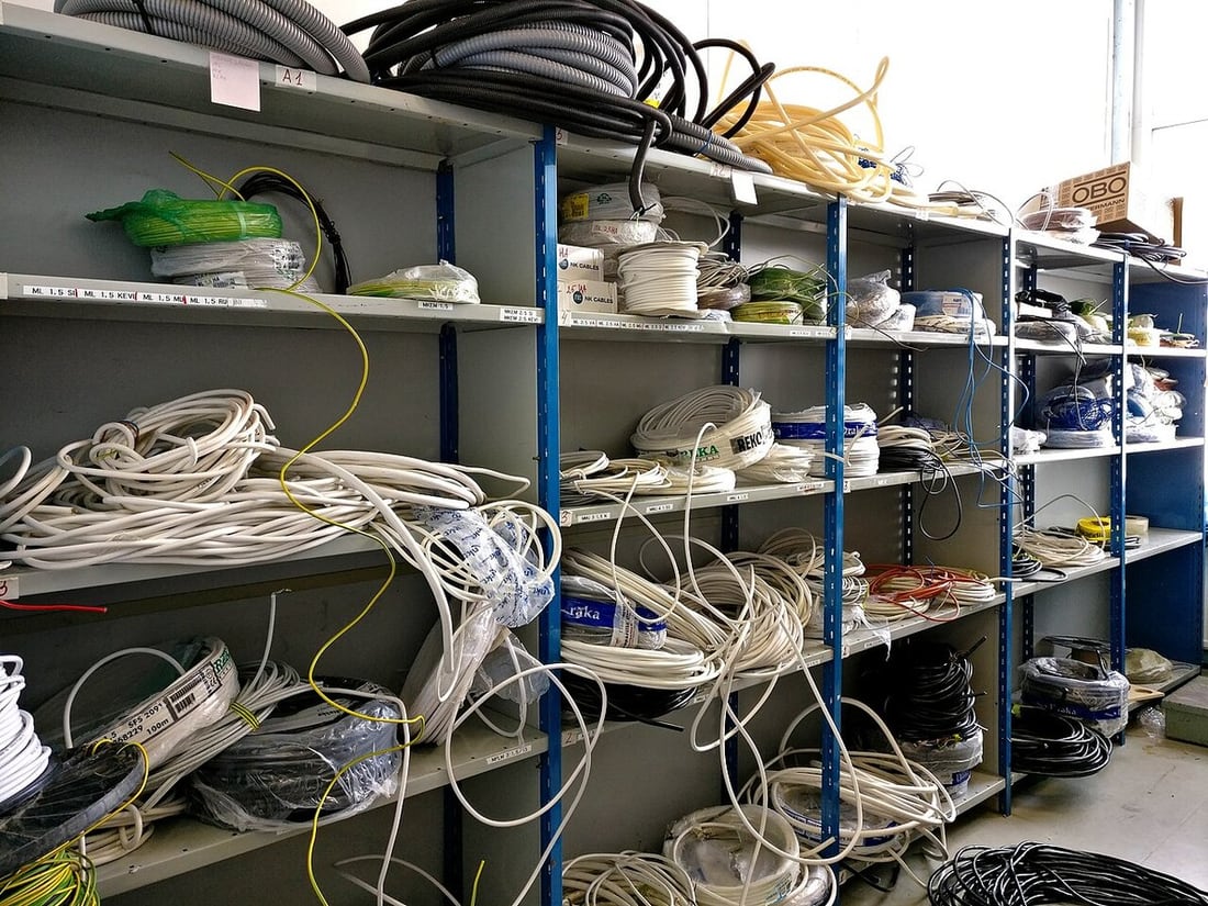 Cable stock and reels: construction, batch and material records must stay identifiable.