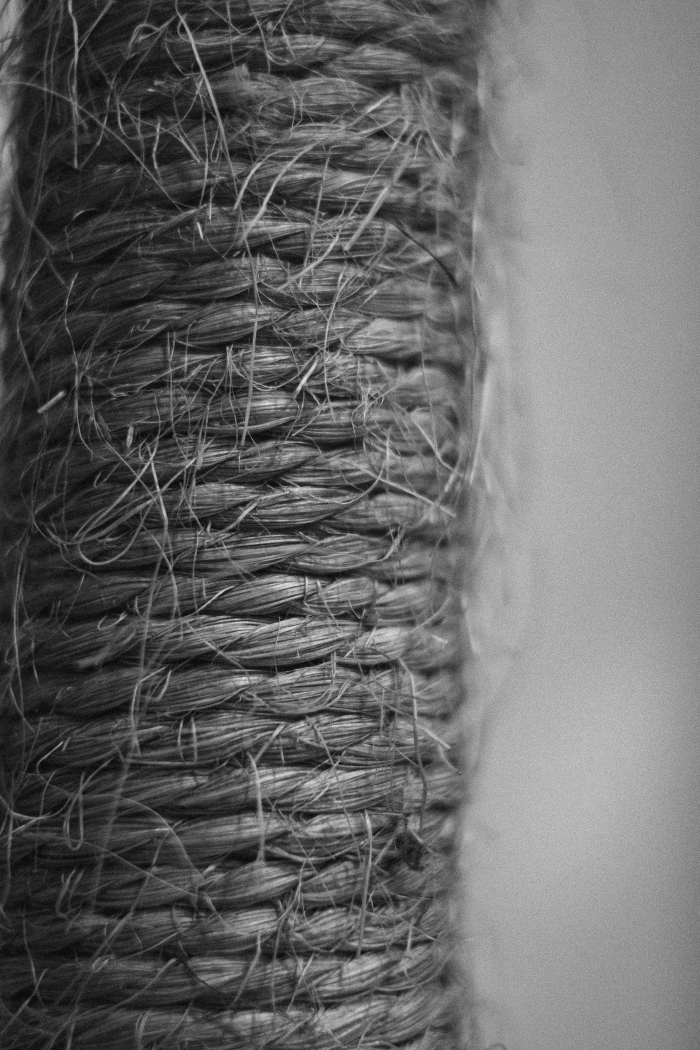 Braid fibre, wire and weave construction