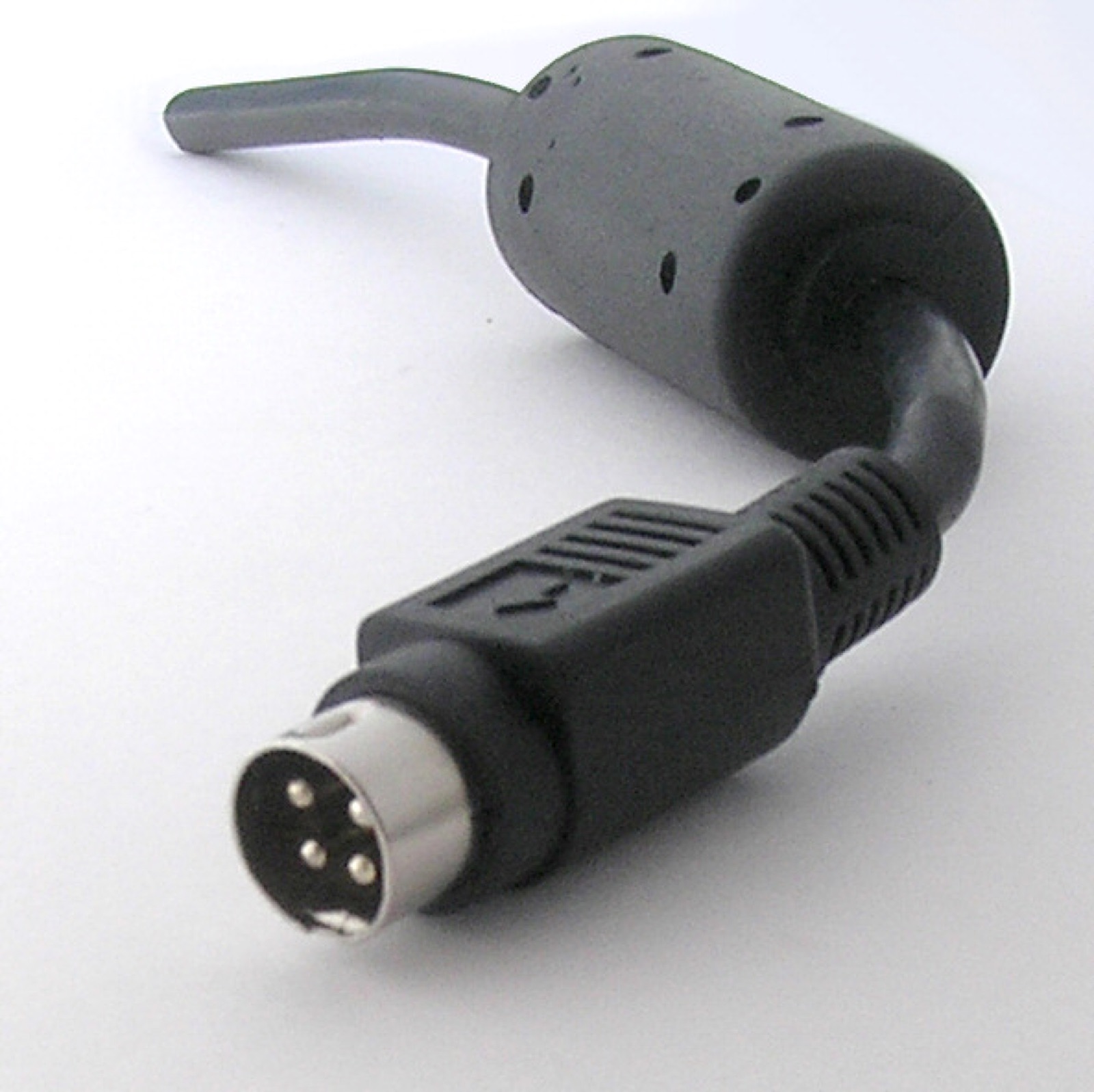 Compact power and instrument leads