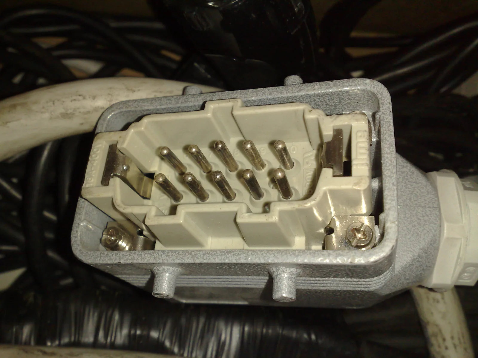 Specify the complete hood, housing and latch combination