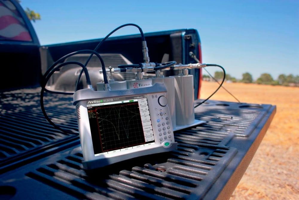 Portable vector network analyzer: RF checks require the appropriate instrument and calibration.