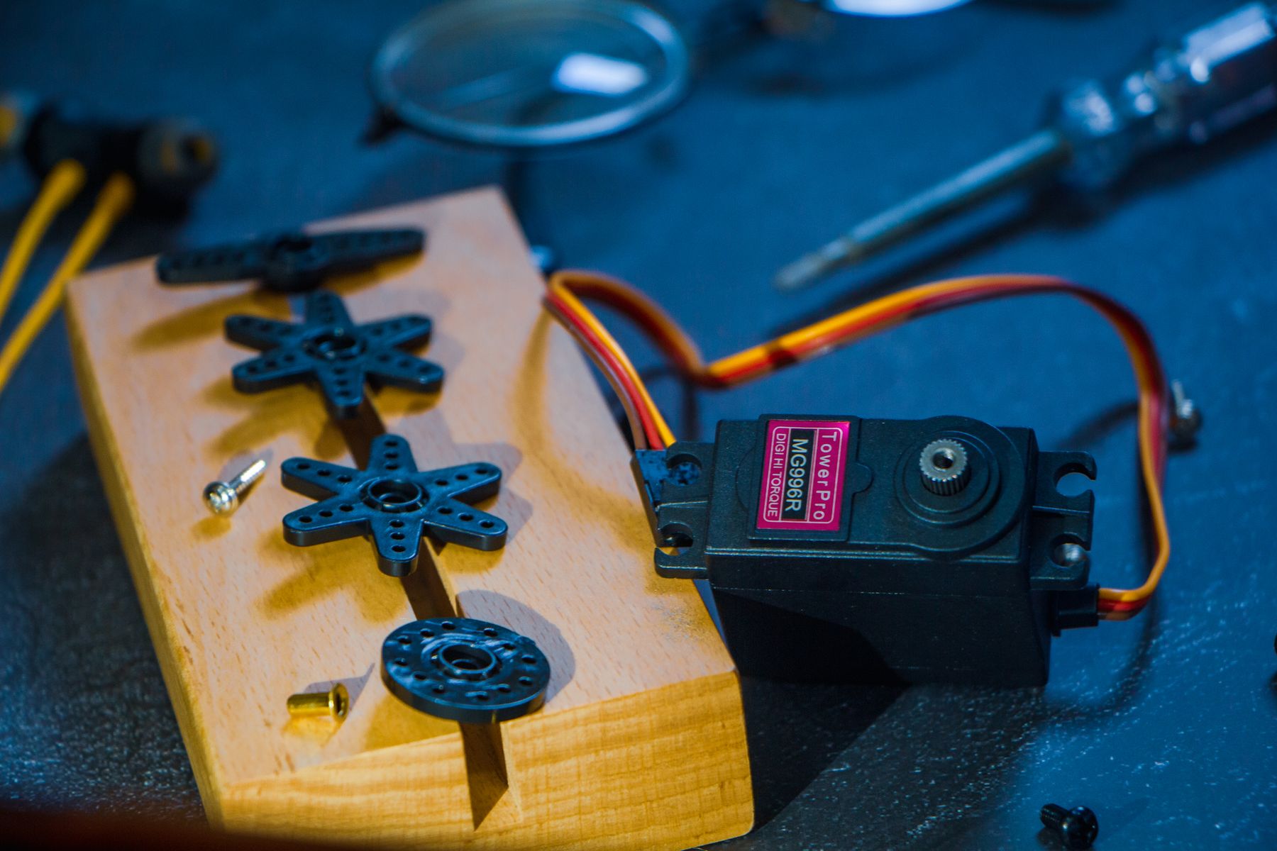 Servo motor & brake harness