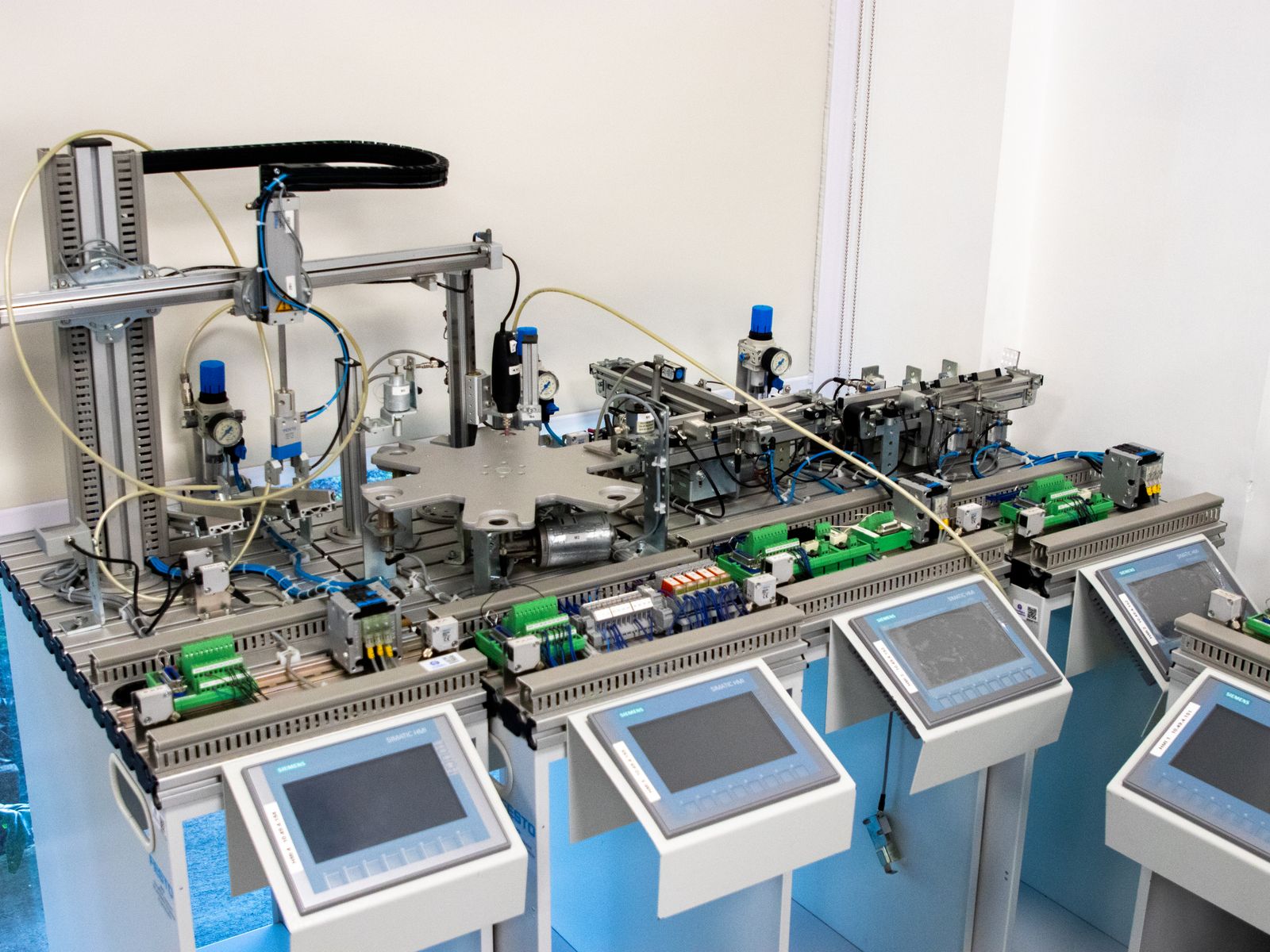 Instrument & Sensor Harness product range