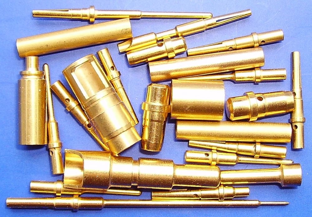 Gold-plated contacts illustrate mating-surface finishes, not a specific JAE part.