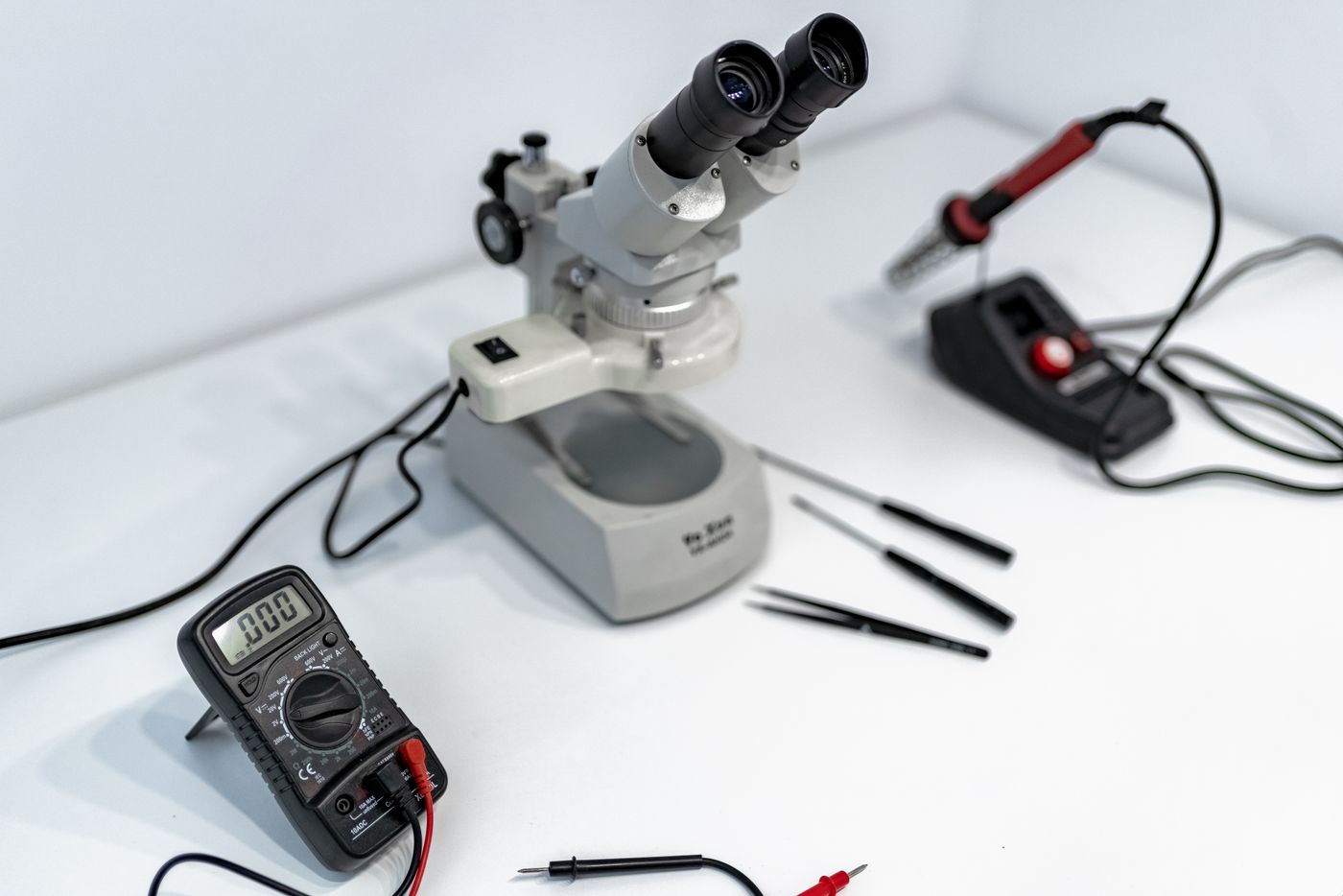 Instrumentation and measurement equipment