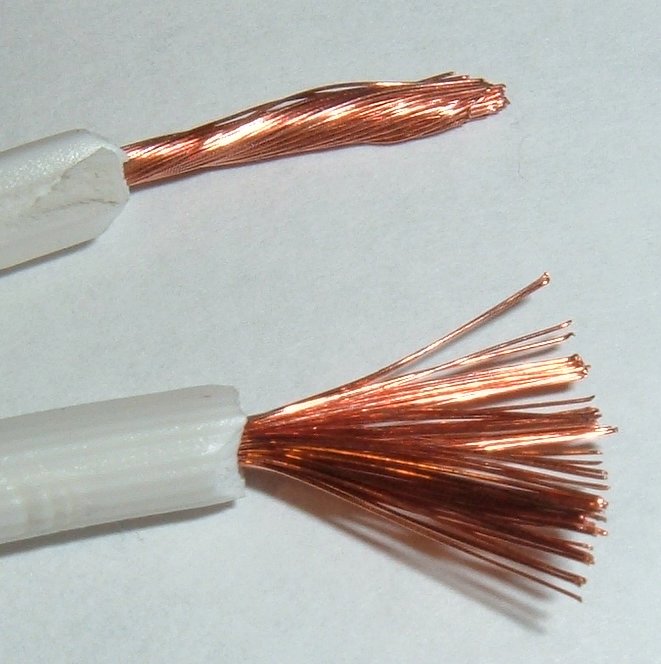 Flexible conductor construction