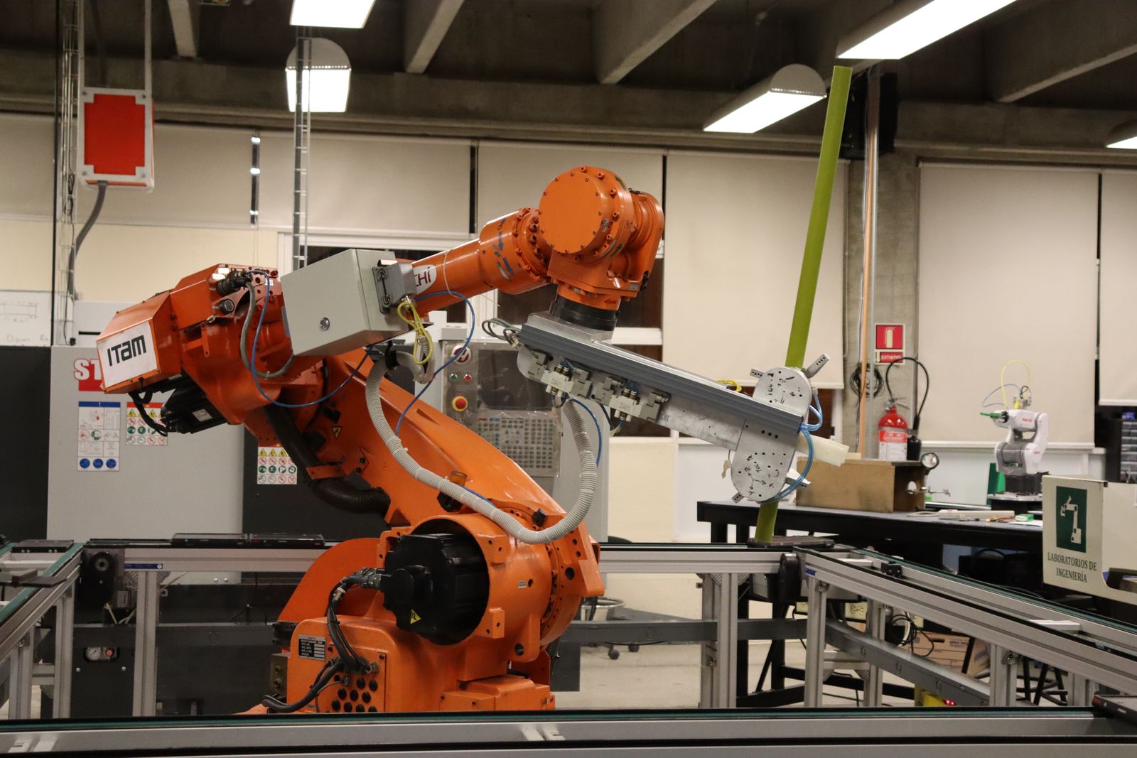 Collaborative robot cable set