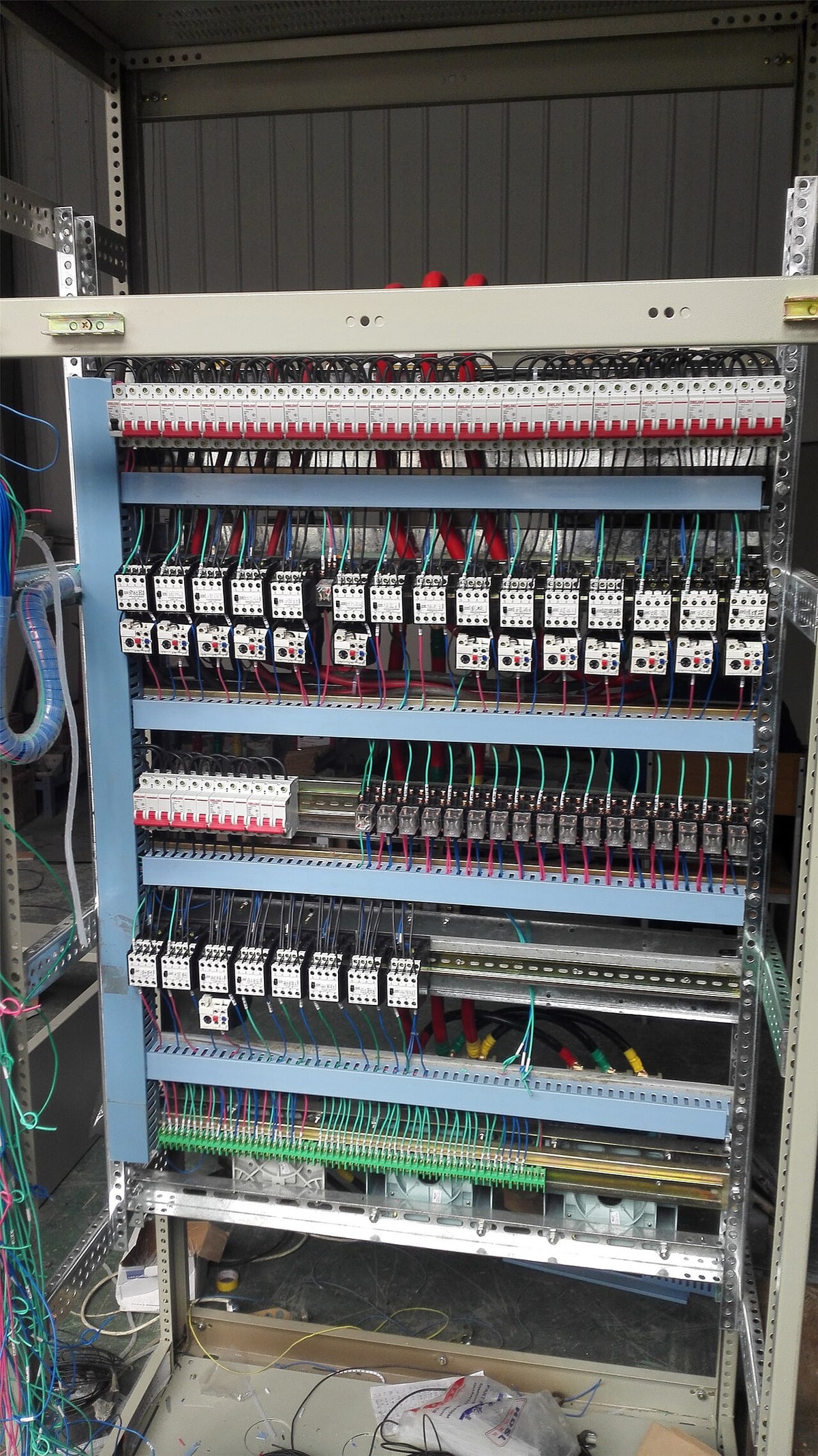 TE / AMP Compatible Assemblies application reference