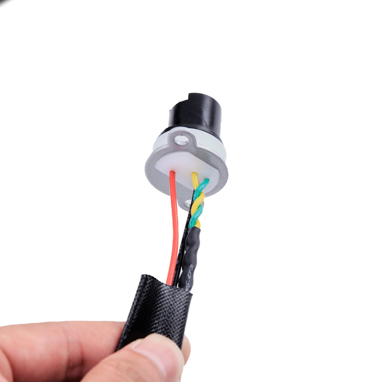 Our sample lead exposes the conductor path; colors alone do not define cavity functions.