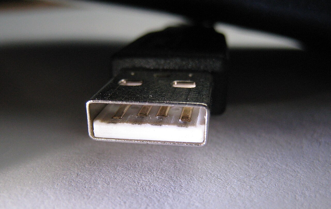USB 2.0 and installed equipment