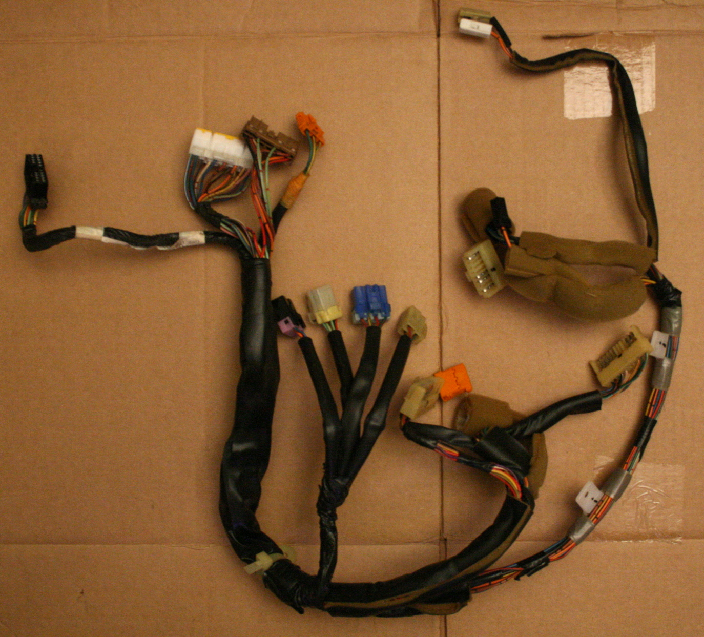 One assembly can contain several terminal sizes and branches